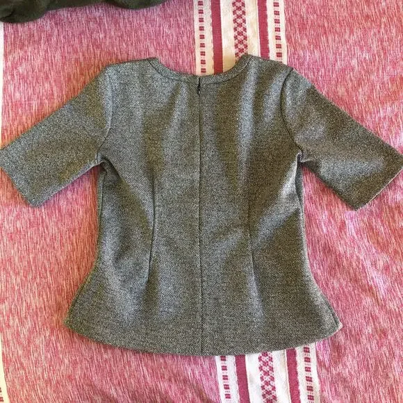 NWT Ann Taylor Peplum Small Short Sleeve Gray Tweed Crew Neck Casual Zip - Picture 6 of 9